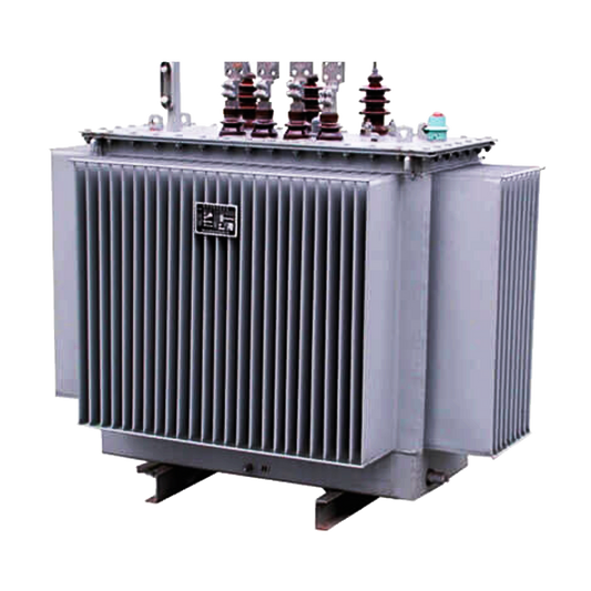 Equipo realizando mantenimiento completo y pruebas eléctricas a transformador.